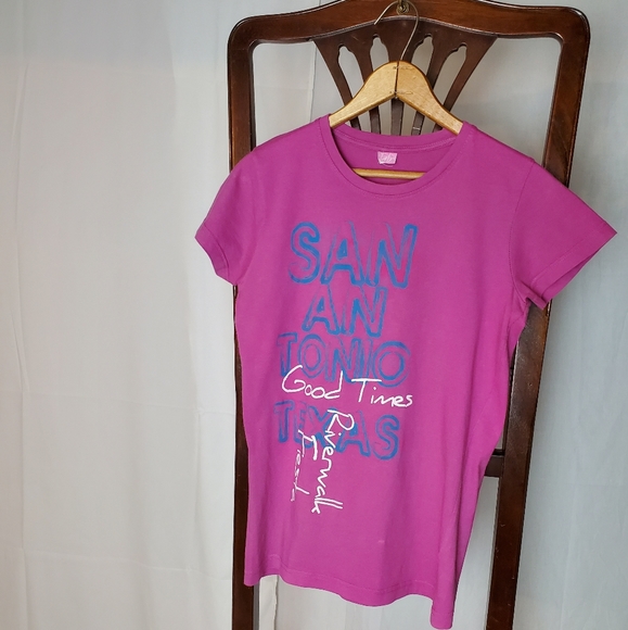 LAT Tops - LAT Pink San Antonio Texas Tee in a size Large